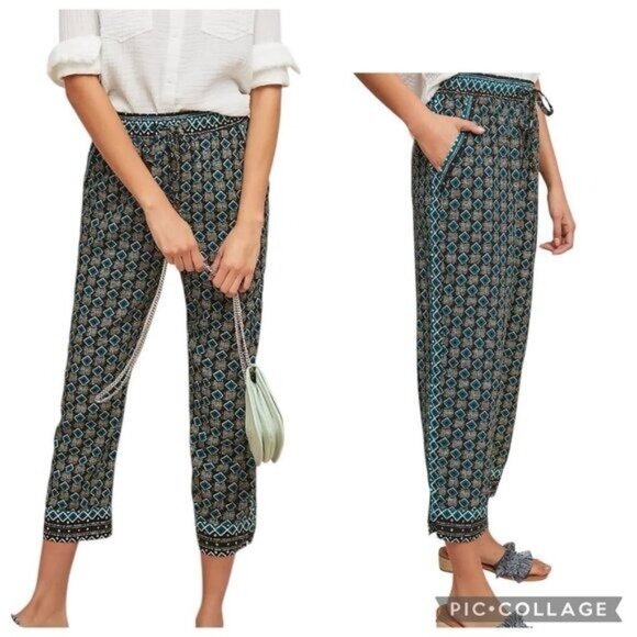 Anthropologie Women’s Geometric Crop Pants Medium Petite Elastic Waist Pockets - Picture 2 of 13
